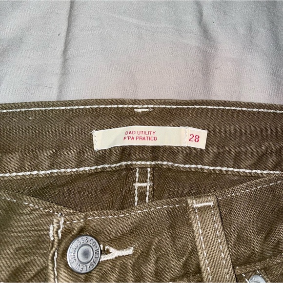 Levi’s Baggy Dad Utility Pants - Picture 2 of 3